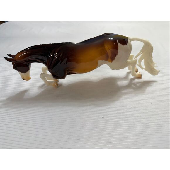 Breyer Jump And Drive Bristol Braided Mane Glossy Traditional Horse No Stand